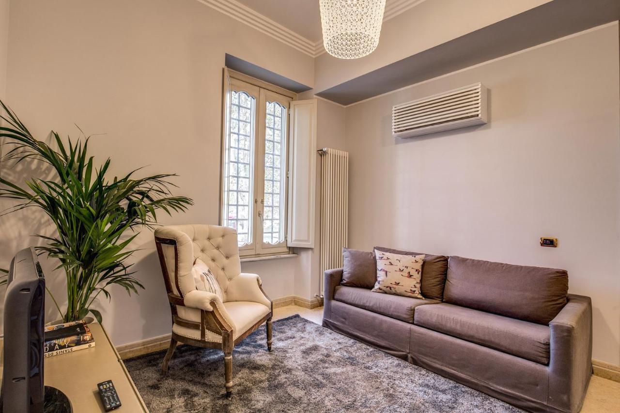 Appartement Palazzo Marescalchi Belli, Vicino Piazza Di Spagna Rome